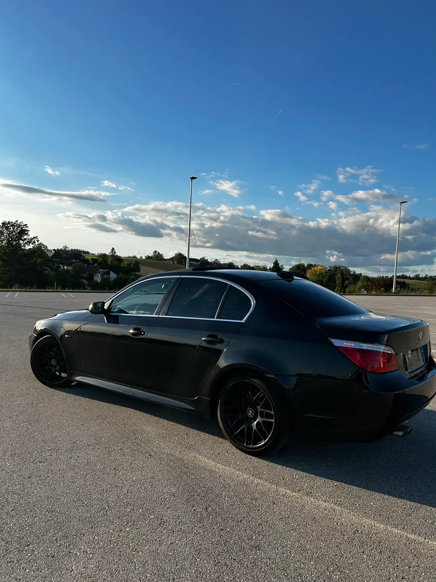 BMW 5 Series 2008 photo 3