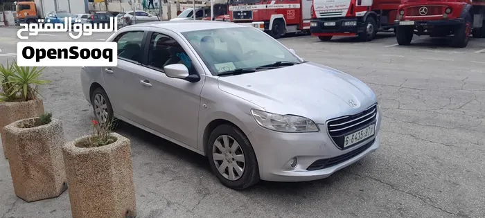 Peugeot 301 2017 photo 4