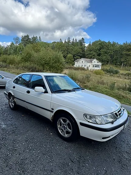 Saab 9-3 2000 photo 3