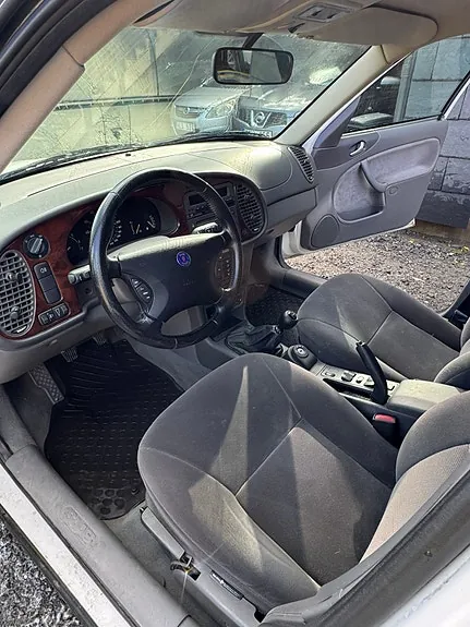 Saab 9-3 2000 photo 5