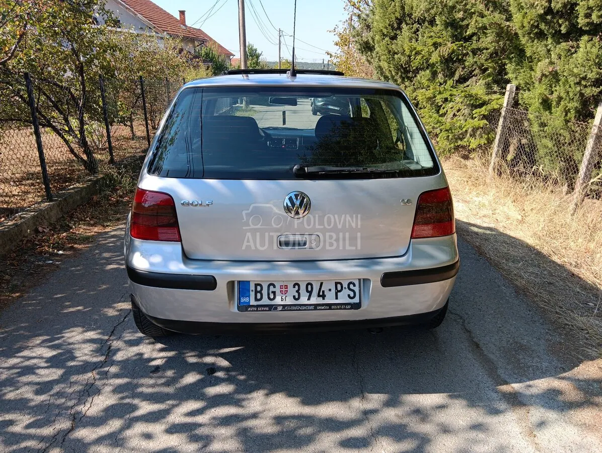 Volkswagen Golf 2002 photo 3