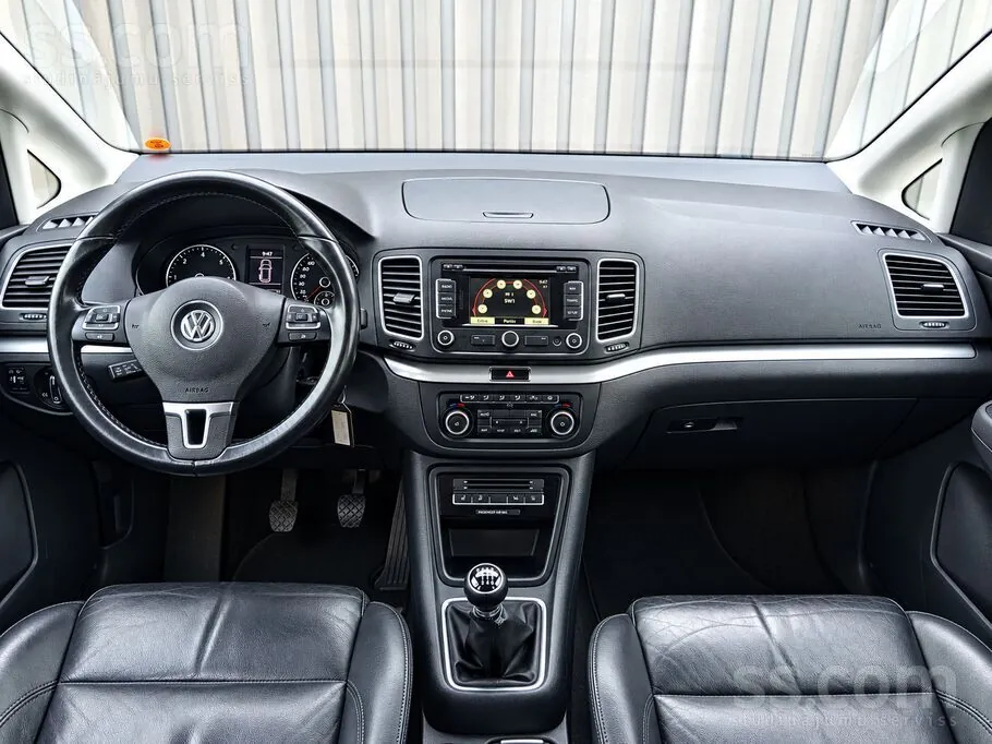 Volkswagen Sharan 2011 photo 5