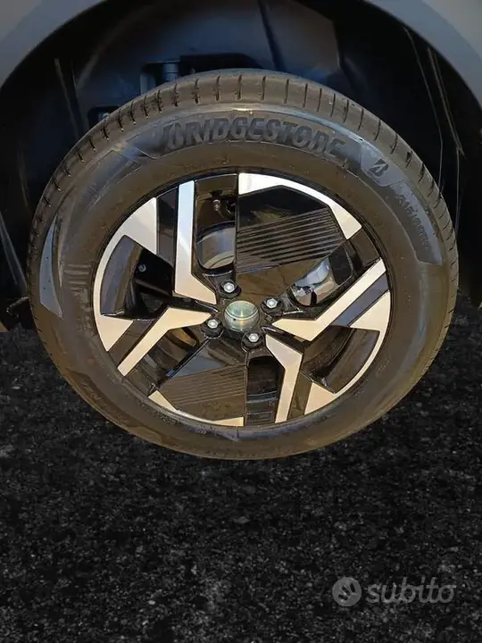 Peugeot 2008 2026 photo 3