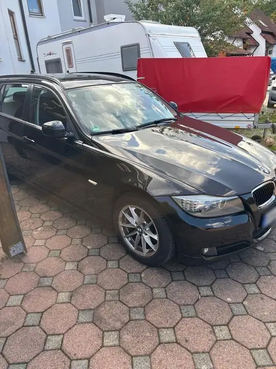 BMW 320I