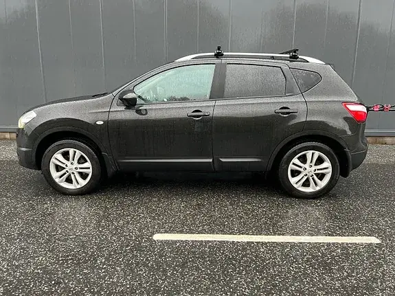Nissan Qashqai 2012 photo 2