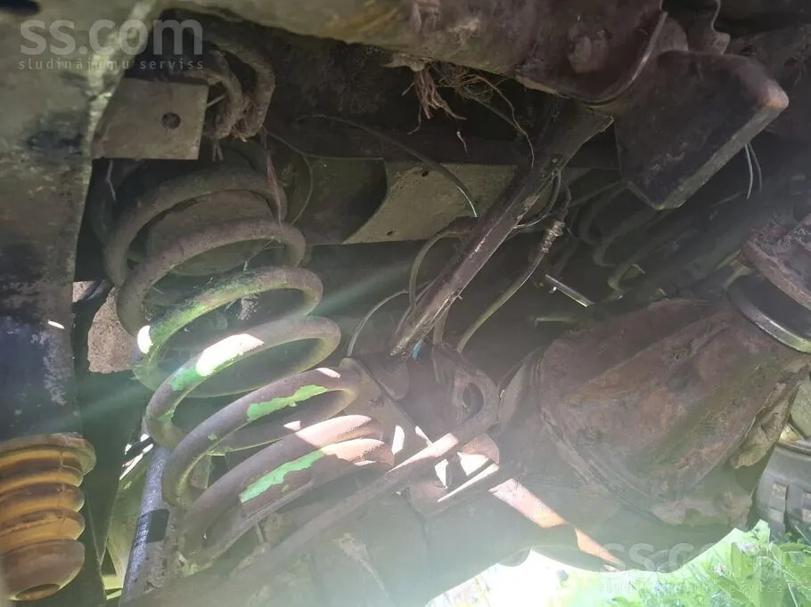 Nissan Patrol 2000 photo 5