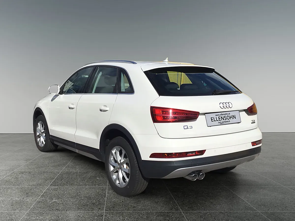 Audi Q3 2016 photo 3