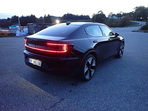 Polestar 2 2023 photo 4