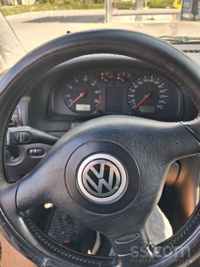 Volkswagen Passat 1998 photo 4