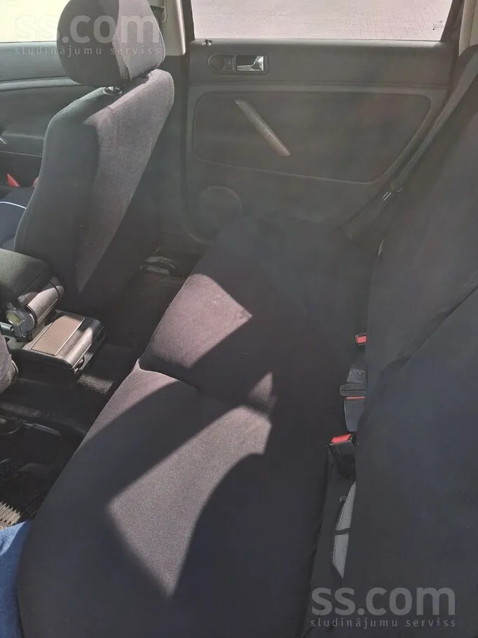 Volkswagen Passat 1998 photo 5