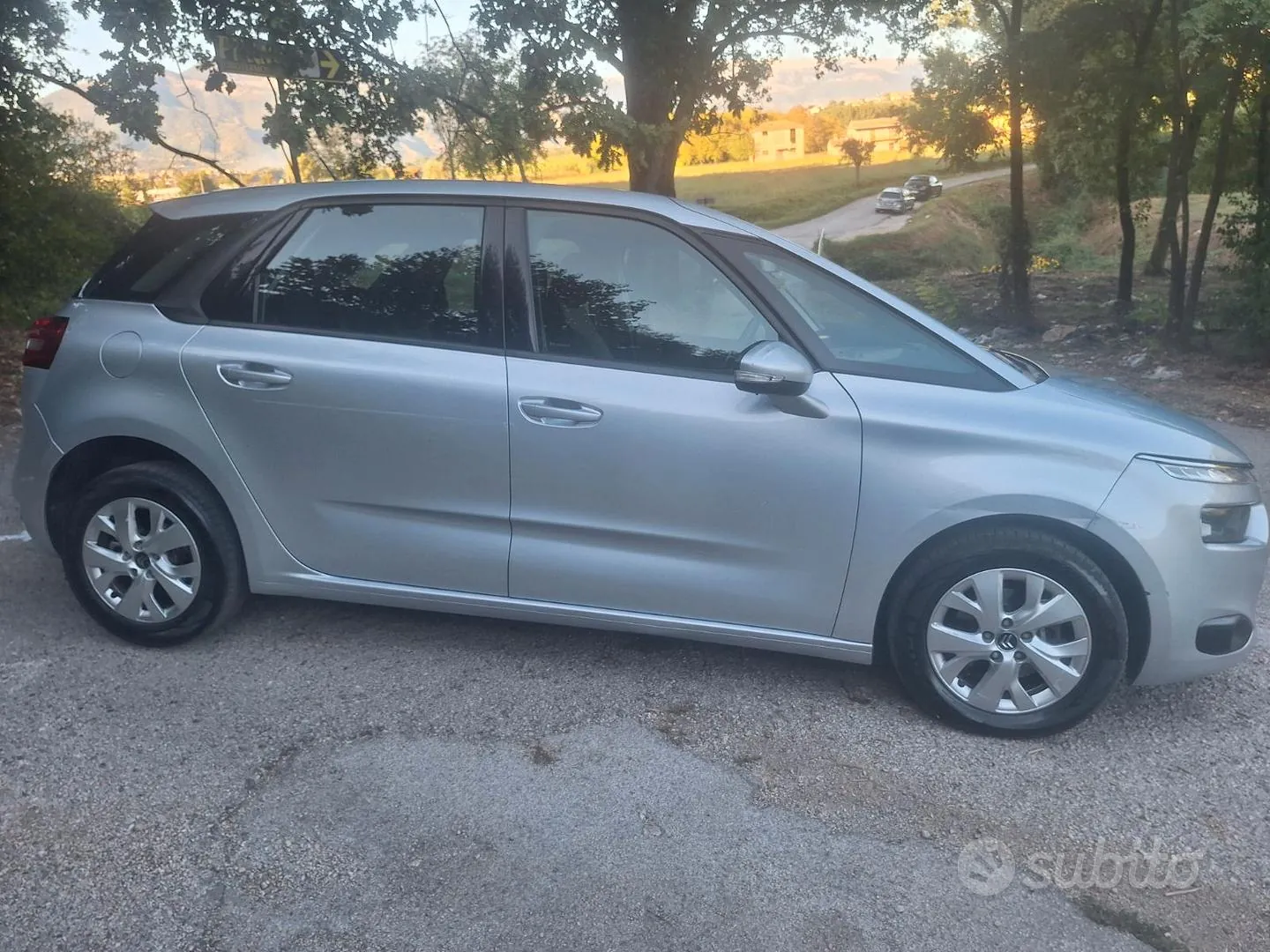 Citroen C4 Picasso 2015 photo 3