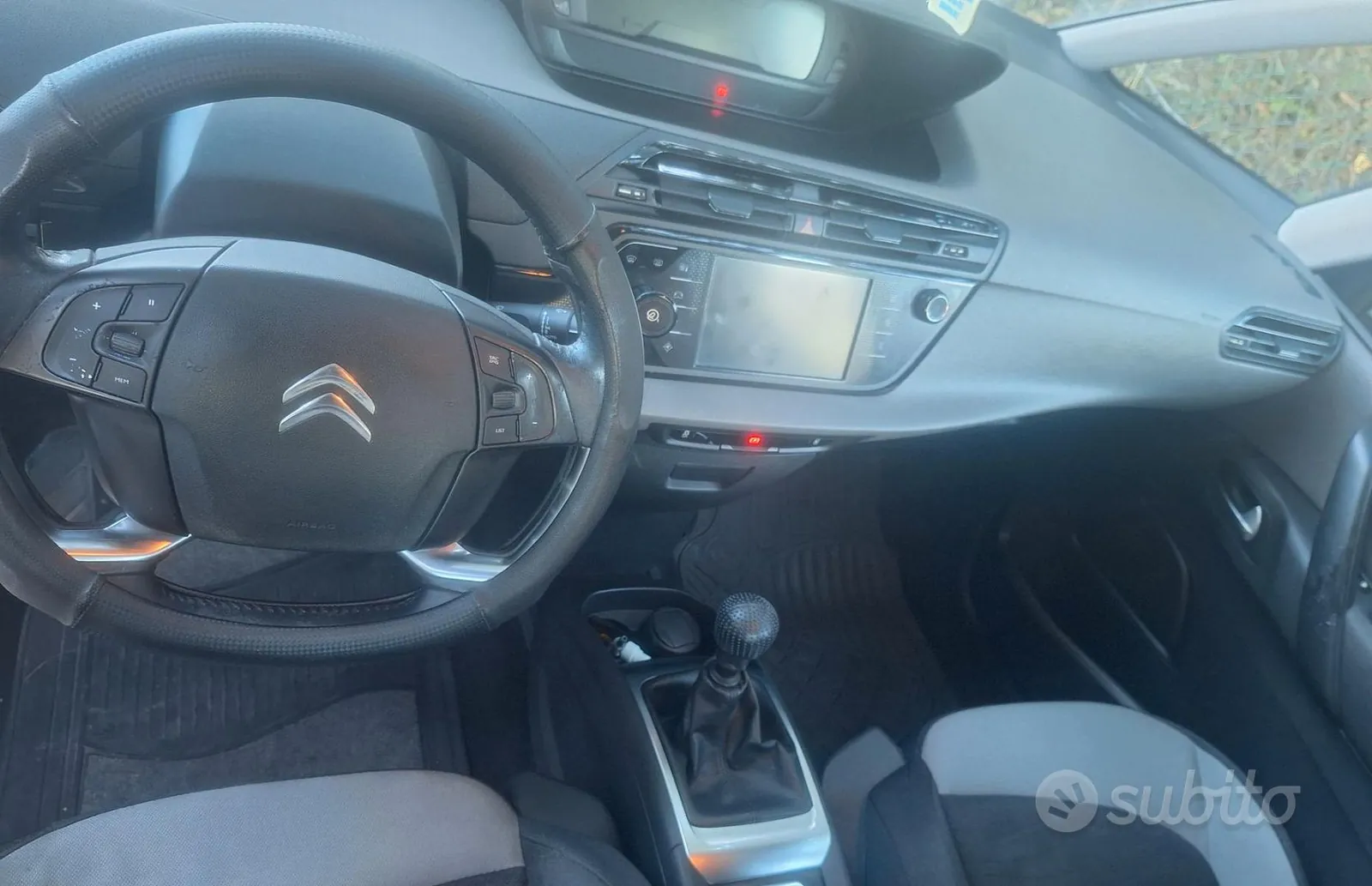 Citroen C4 Picasso 2015 photo 4