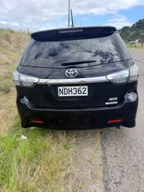 Toyota Wish 2012 photo 5
