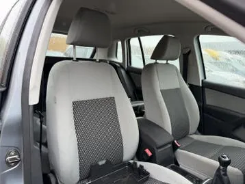 Volkswagen Tiguan 2010 photo 3