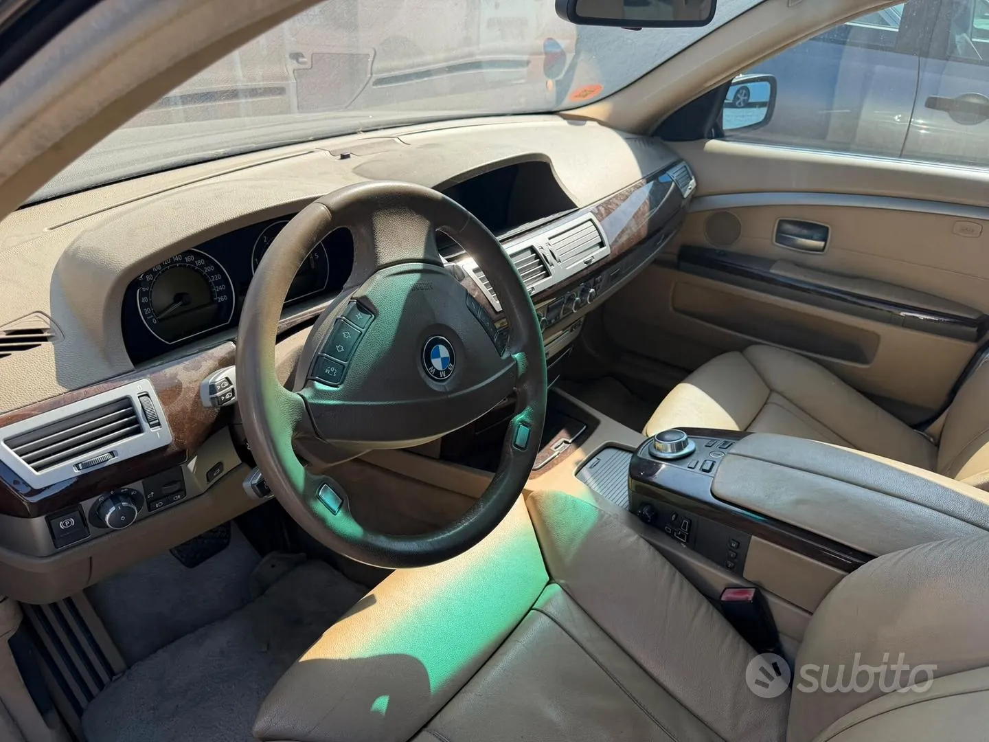 BMW 7 Series 2005 photo 4