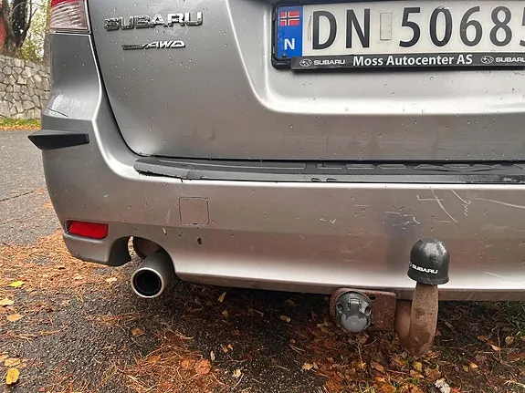 Subaru Legacy 2011 photo 4