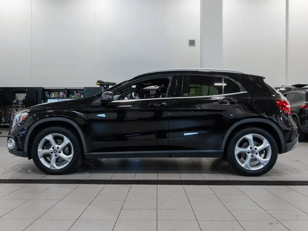 Mercedes-Benz Gla 2019 photo 2