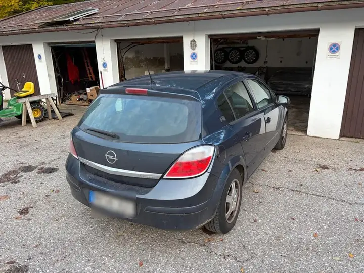 Opel Astra H