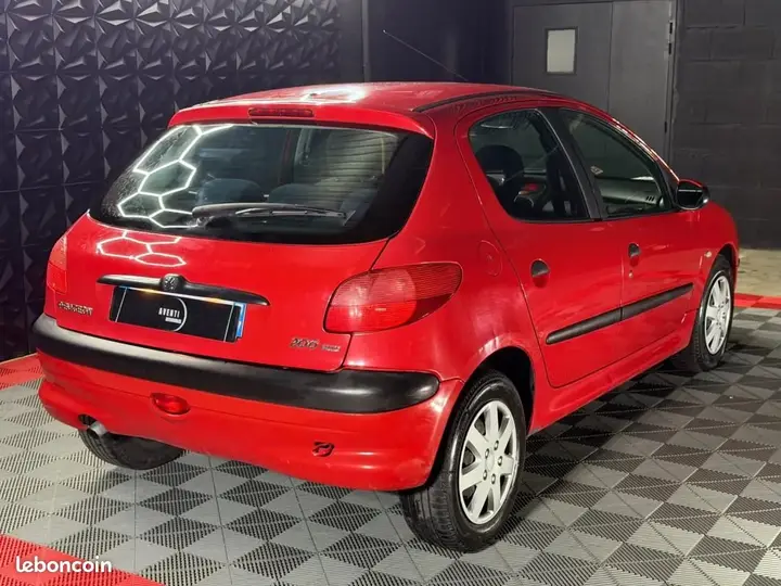 Peugeot 206 2002 photo 4