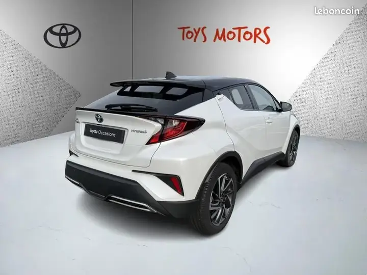 Toyota C-Hr 2023 photo 3
