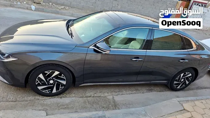 Hyundai Azera 2023 photo 4
