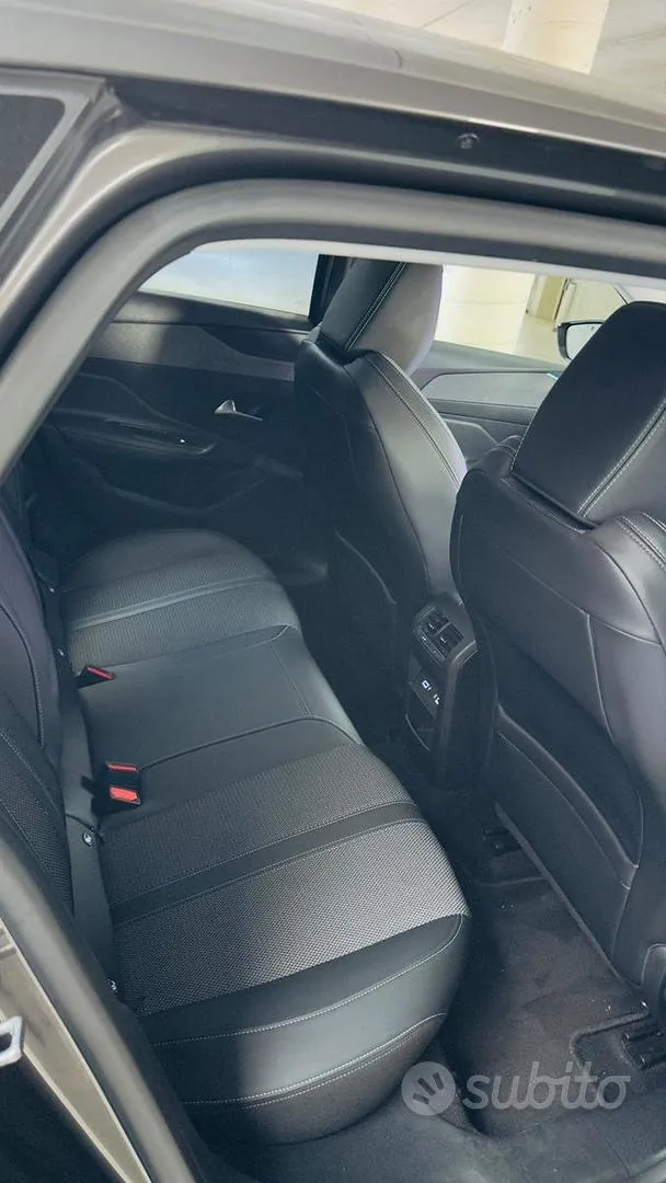 Peugeot 308 2023 photo 5