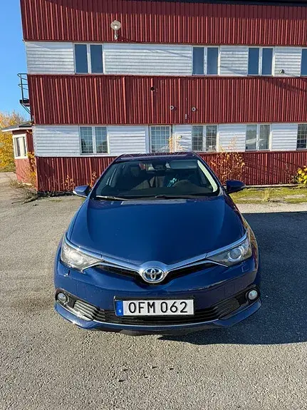 Toyota Auris 2016 photo 5