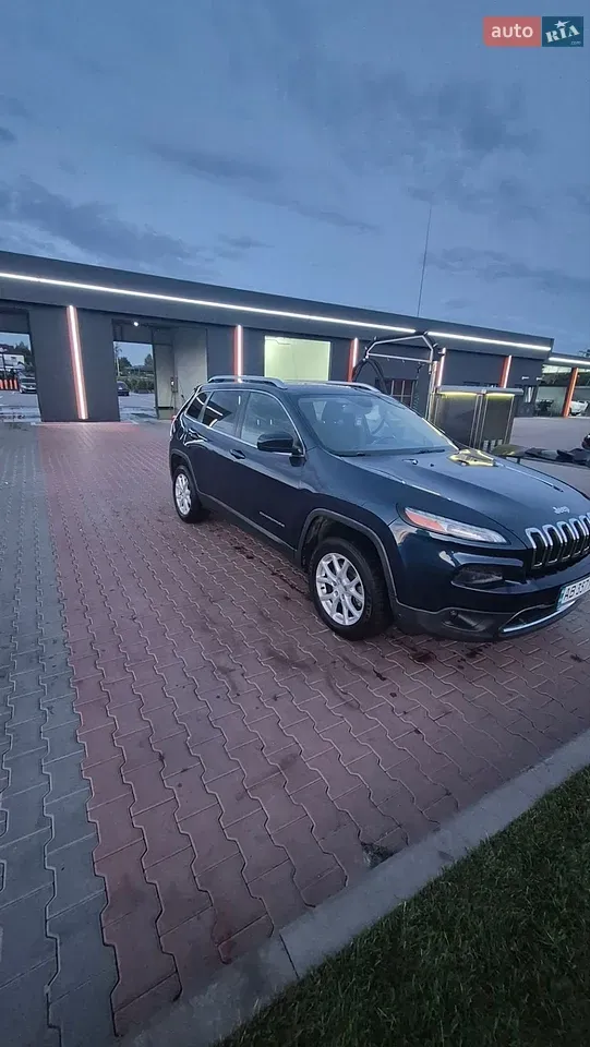Jeep Cherokee 2017 photo 3