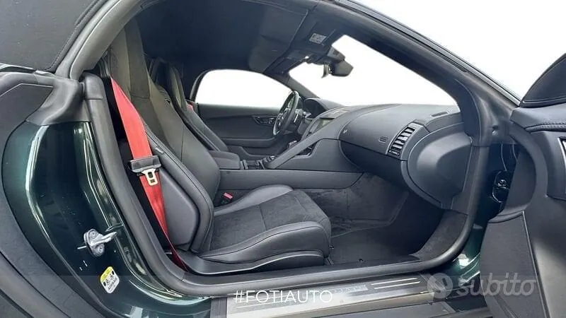 Jaguar F-Type 2025 photo 5