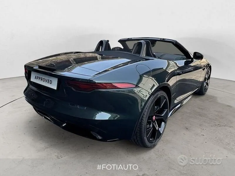 Jaguar F-Type 2025 photo 4