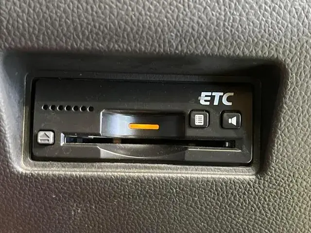 Suzuki Swift 2018 photo 5
