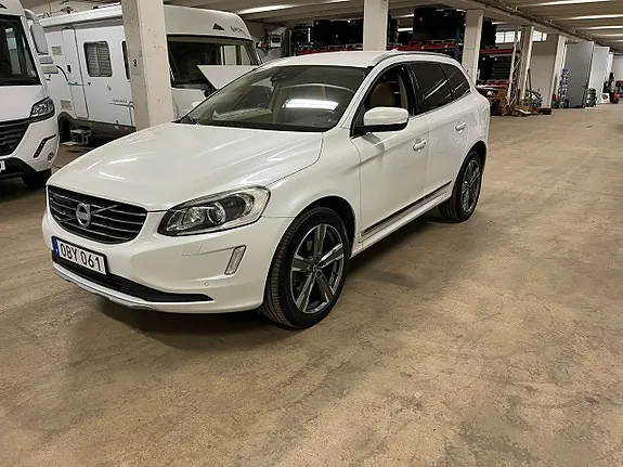 Volvo Xc60 2017 photo 2