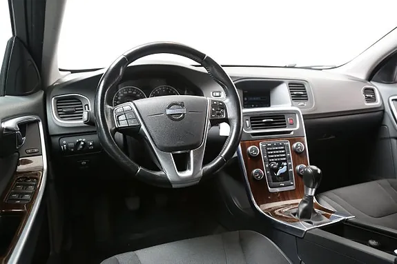 Volvo S60 2012 photo 3