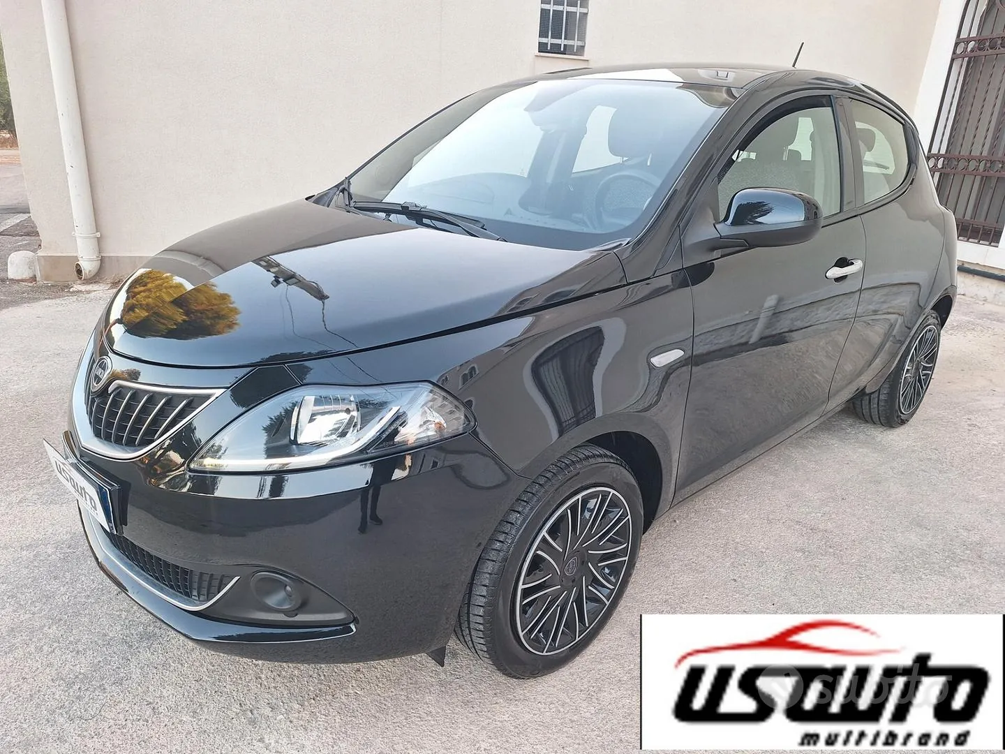 Lancia Ypsilon