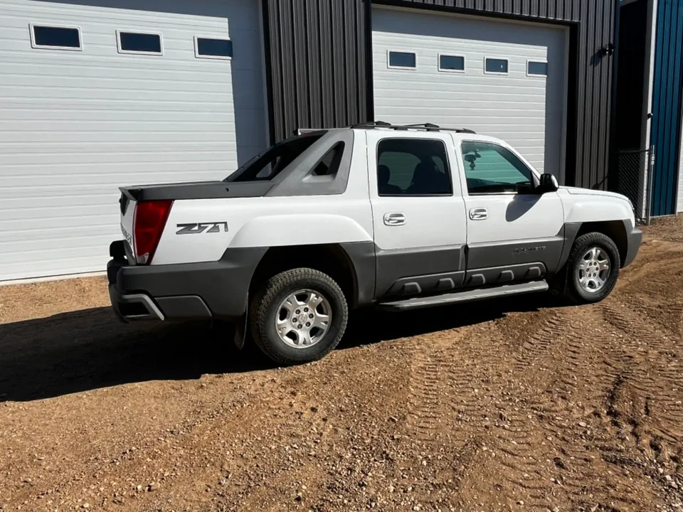Chevrolet Avalanche 2002 photo 4