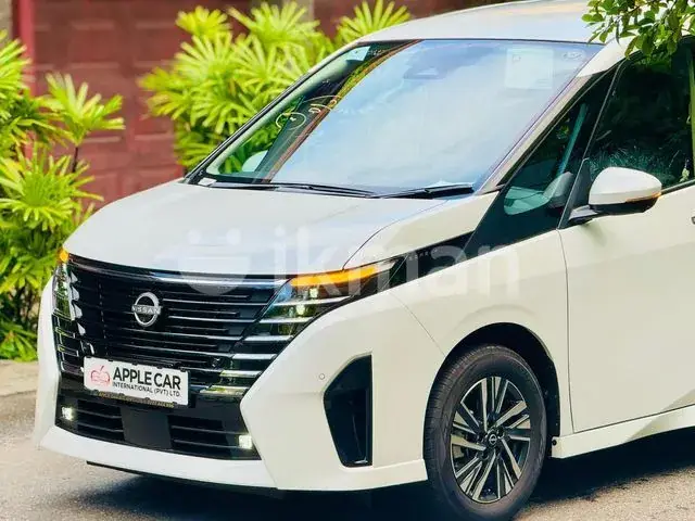 Nissan Serena 2025 photo 4