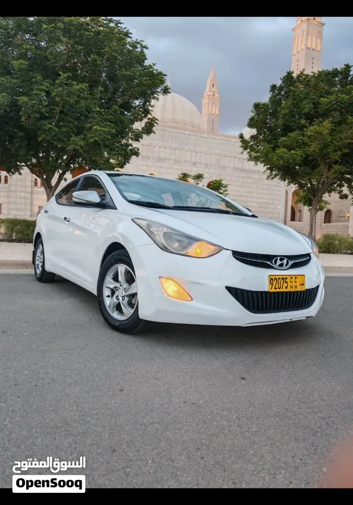 Hyundai Elantra 2014 photo 2