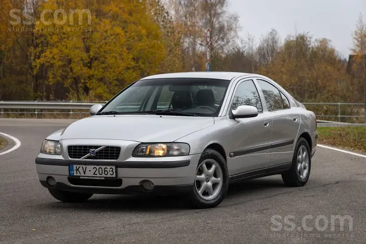 Volvo S60 2001 photo 2