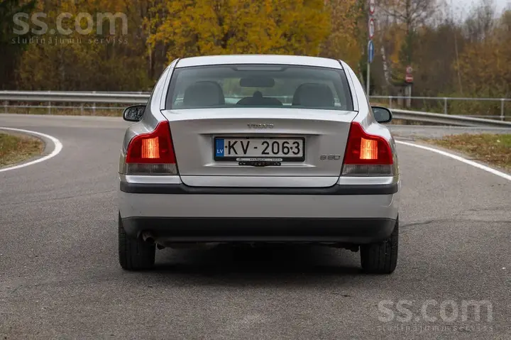 Volvo S60 2001 photo 5