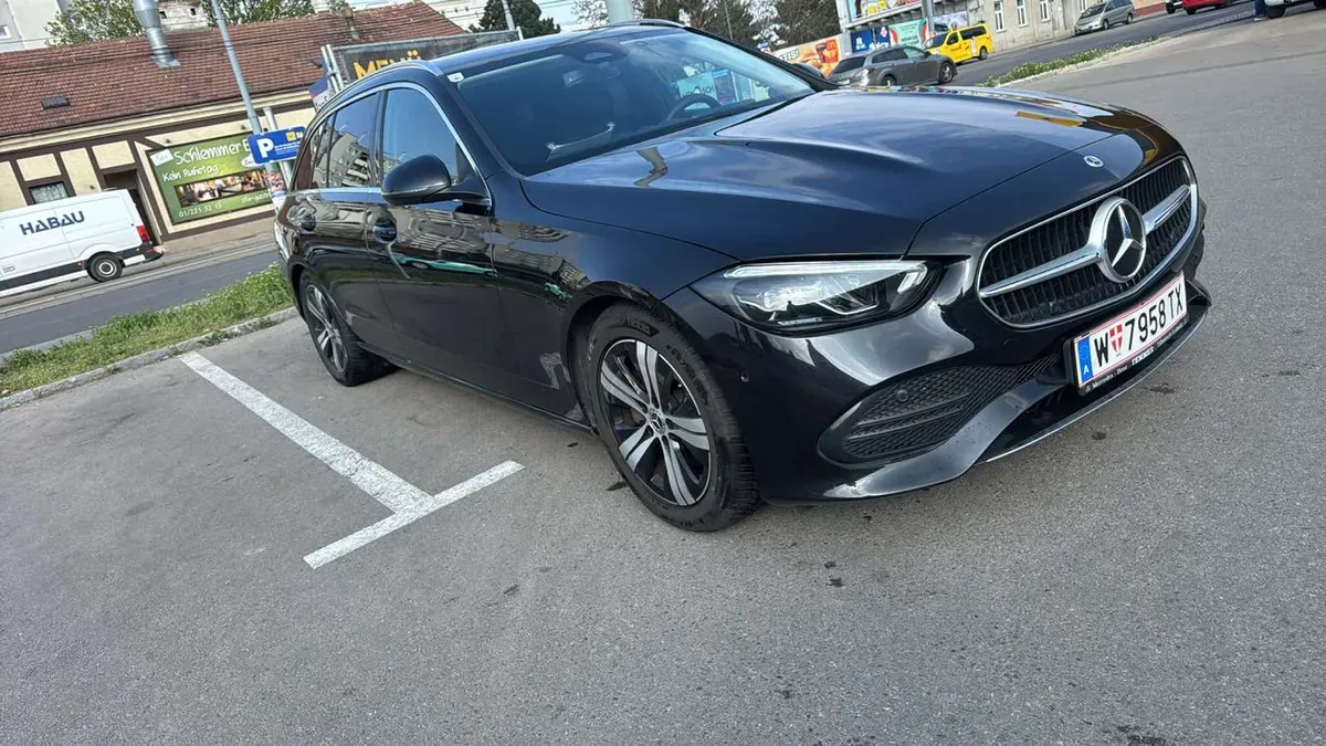 Mercedes-Benz C-Class 2021 photo 3