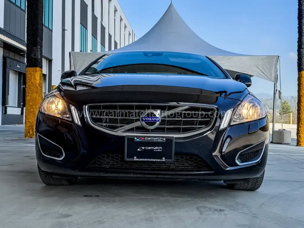 Volvo S60 2012 photo 3