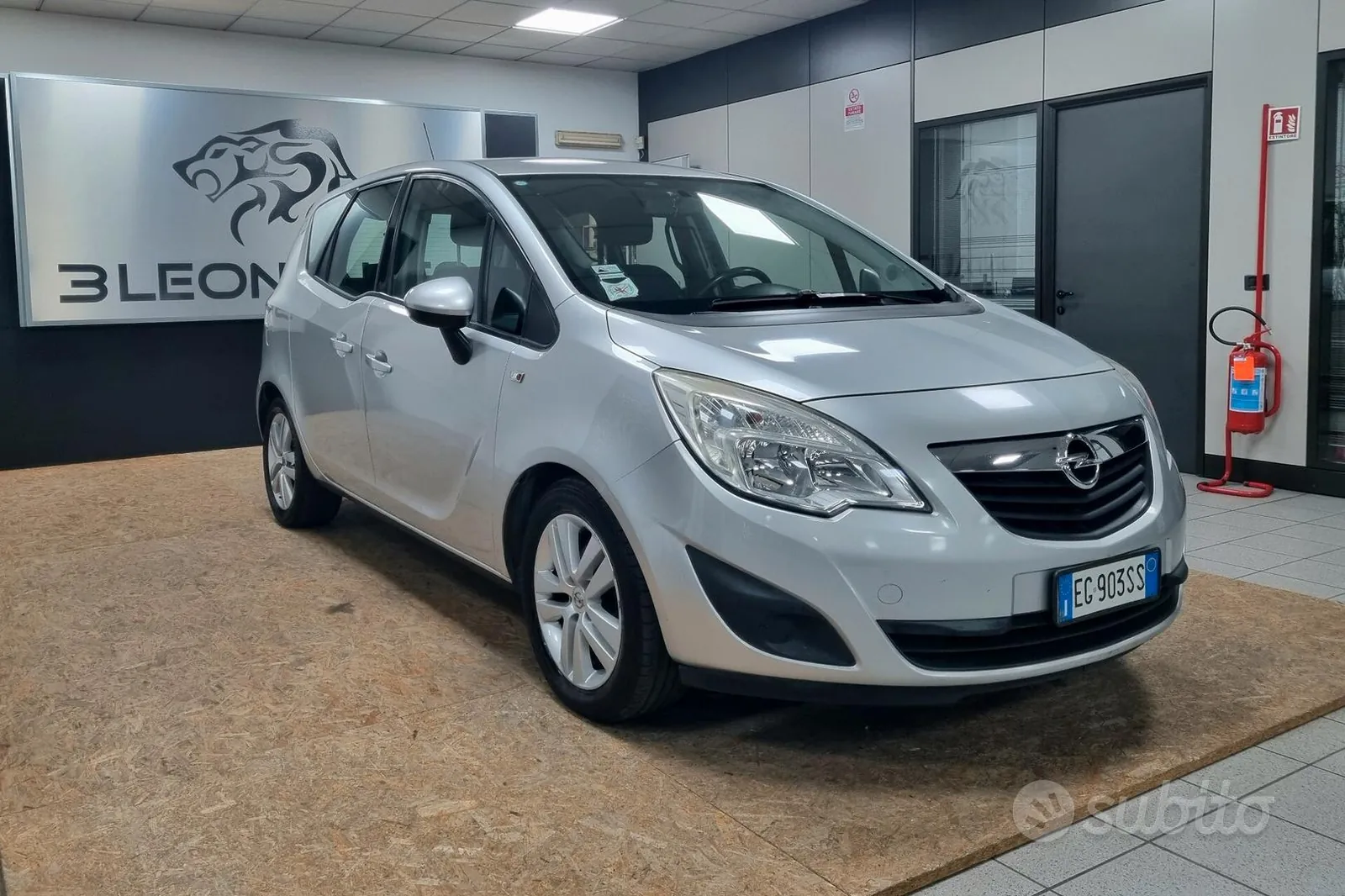 Opel Meriva 2011 photo 2