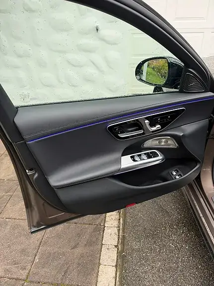 Mercedes-Benz E 300 2024 photo 4