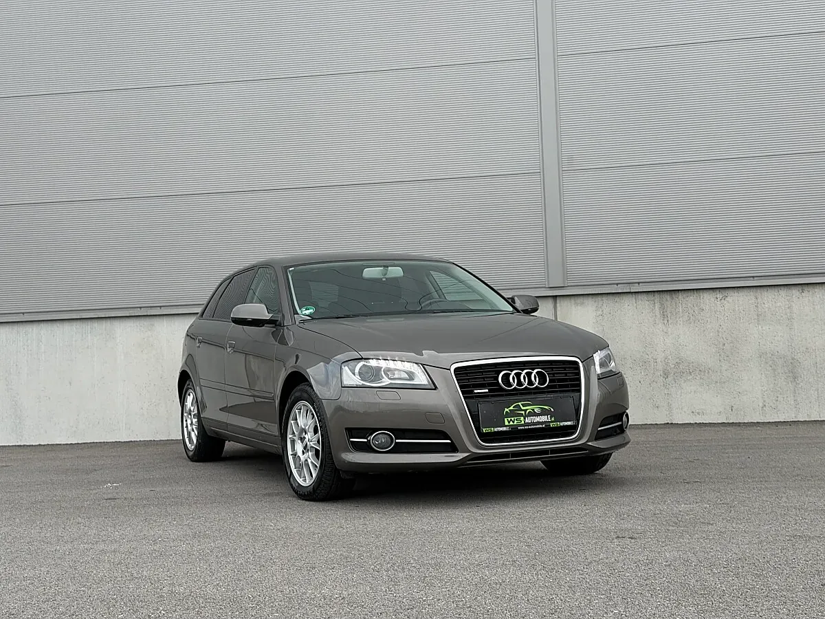 Audi A3 2012 photo 2