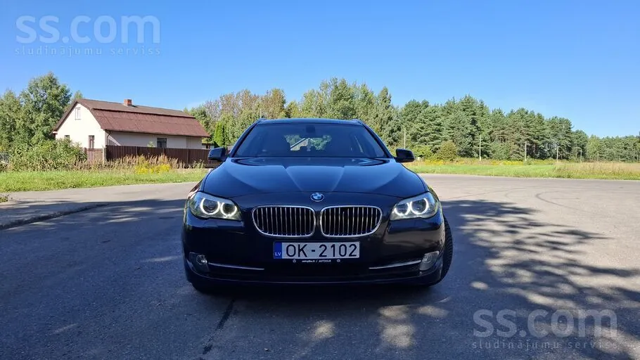 BMW 520 2012 photo 3