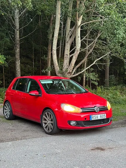 Volkswagen Golf Vi 2010 photo 2