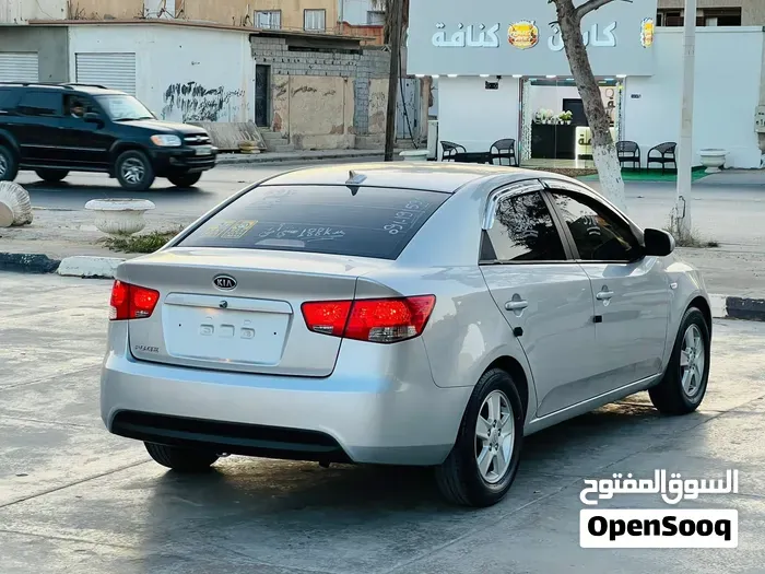 Kia Forte 2010 photo 3