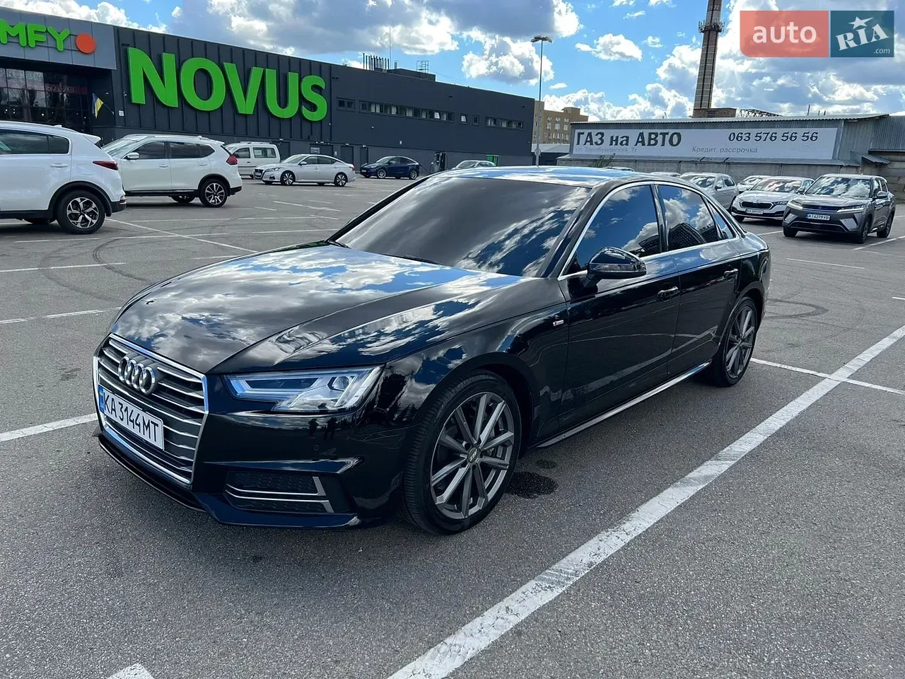 Audi A4 2016 photo 2