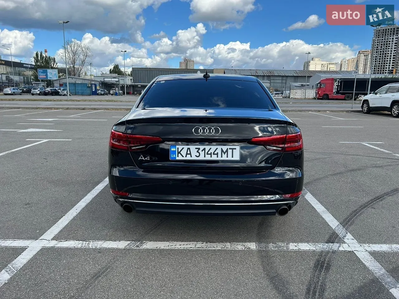 Audi A4 2016 photo 5