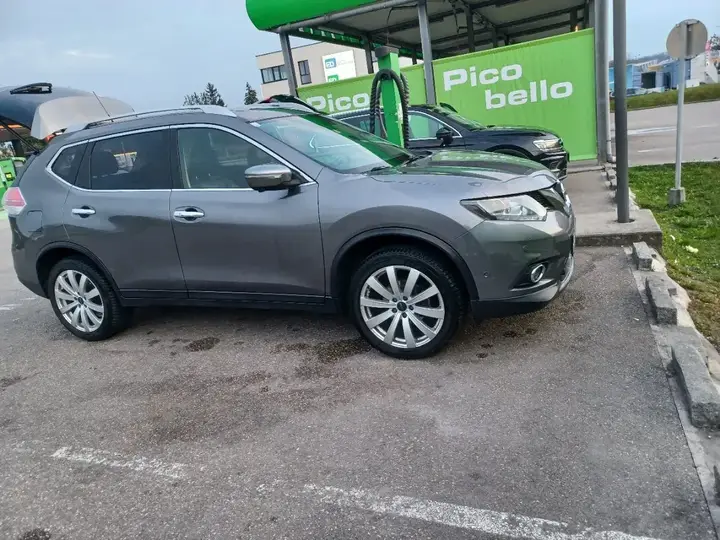 Nissan X-Trail 2015 photo 2